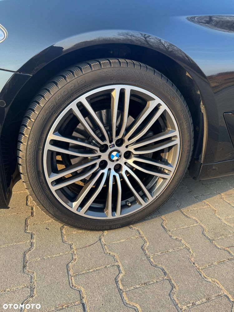 BMW Seria 5 520d M Sport Edition - 14