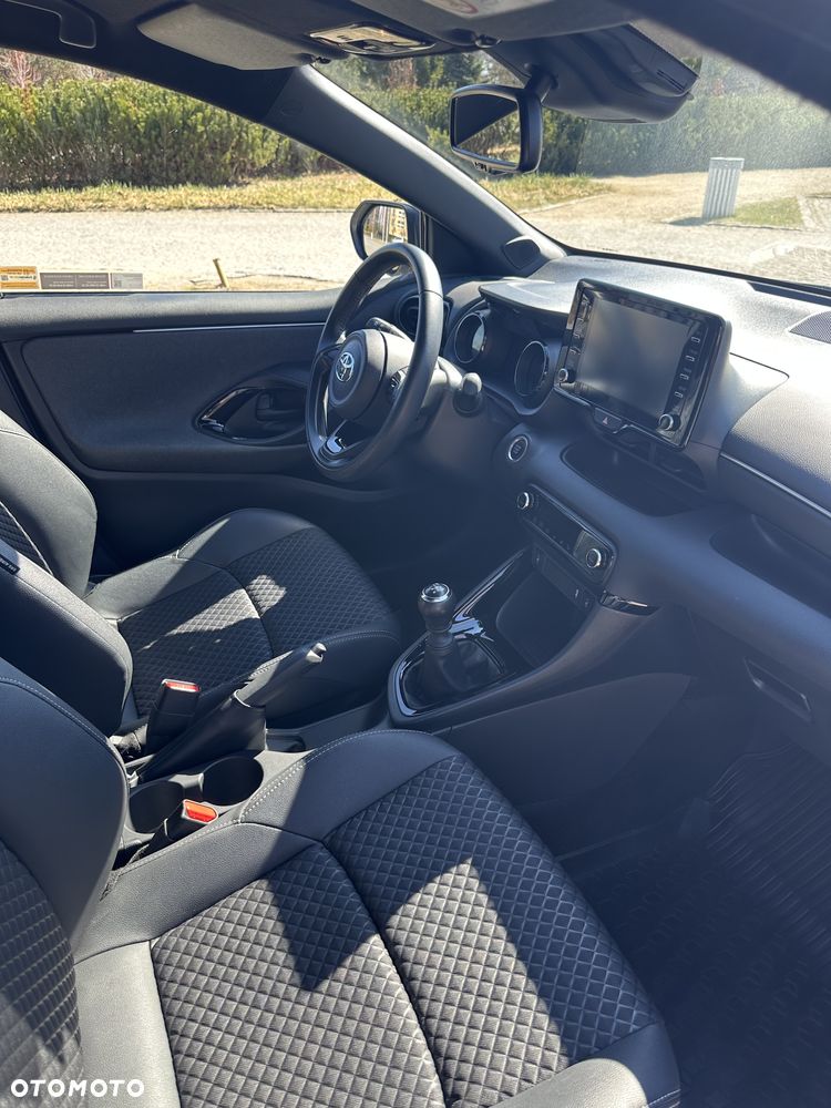 Toyota Yaris 1.5 Selection Style - 12