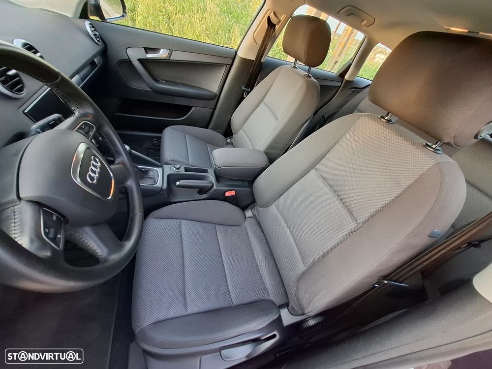 Audi A3 Sportback 1.6 TDI Sport - 11