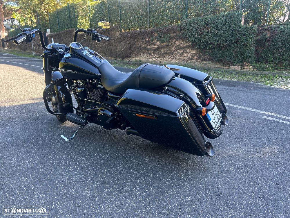 Harley-Davidson FLHR Road King Special 107 - 13