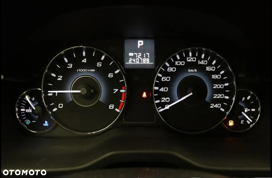 Subaru Legacy 2.0i Comfort AT - 7