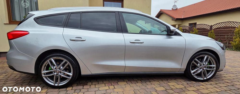 Ford Focus 1.5 TDCi Trend - 6