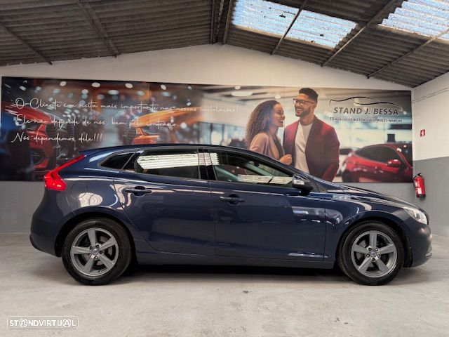 Volvo V40 D2 Kinetic - 6