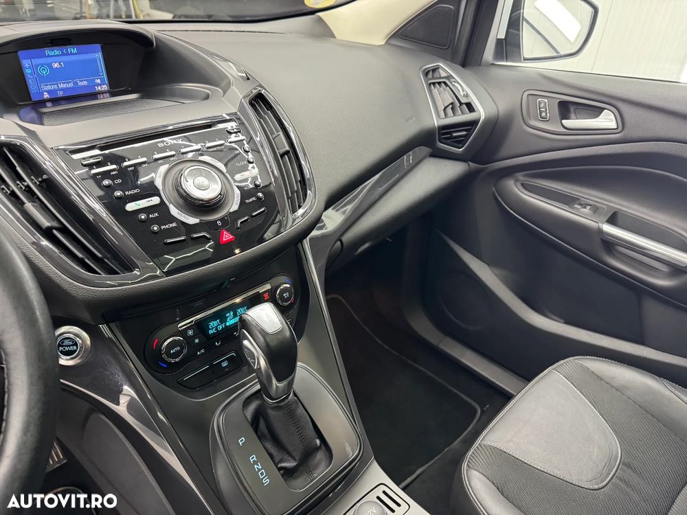 Ford Kuga 2.0 TDCi 4x4 Aut. Individual - 25