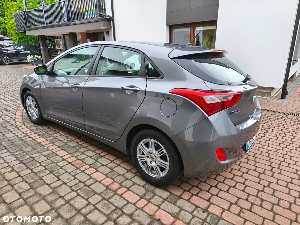 Hyundai i30 1.4 Trend - 15