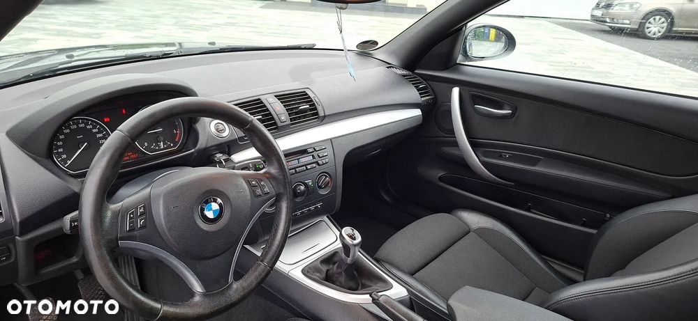 BMW Seria 1 120d Edition Exclusive - 15