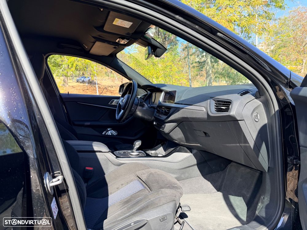 BMW 116 d Pack Desportivo M Auto - 12