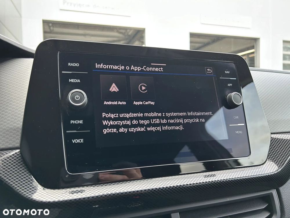 Volkswagen T-Cross - 33