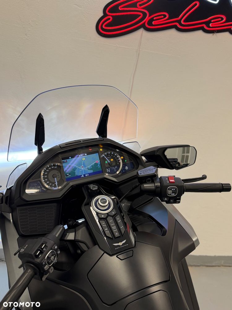 Honda GL - 29