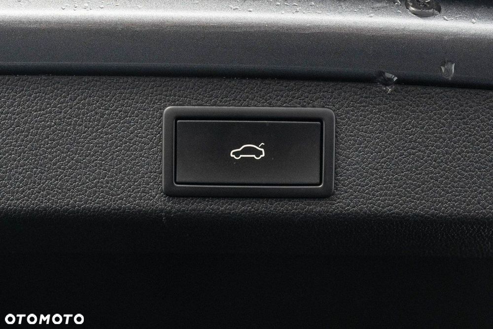 Skoda Superb 2.0 TDI SCR Style DSG - 28