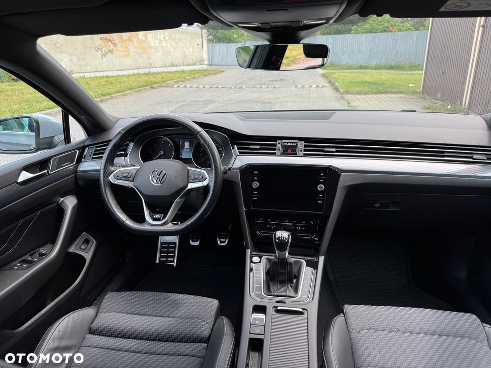Volkswagen Passat Variant 2.0 TDI SCR Business - 5