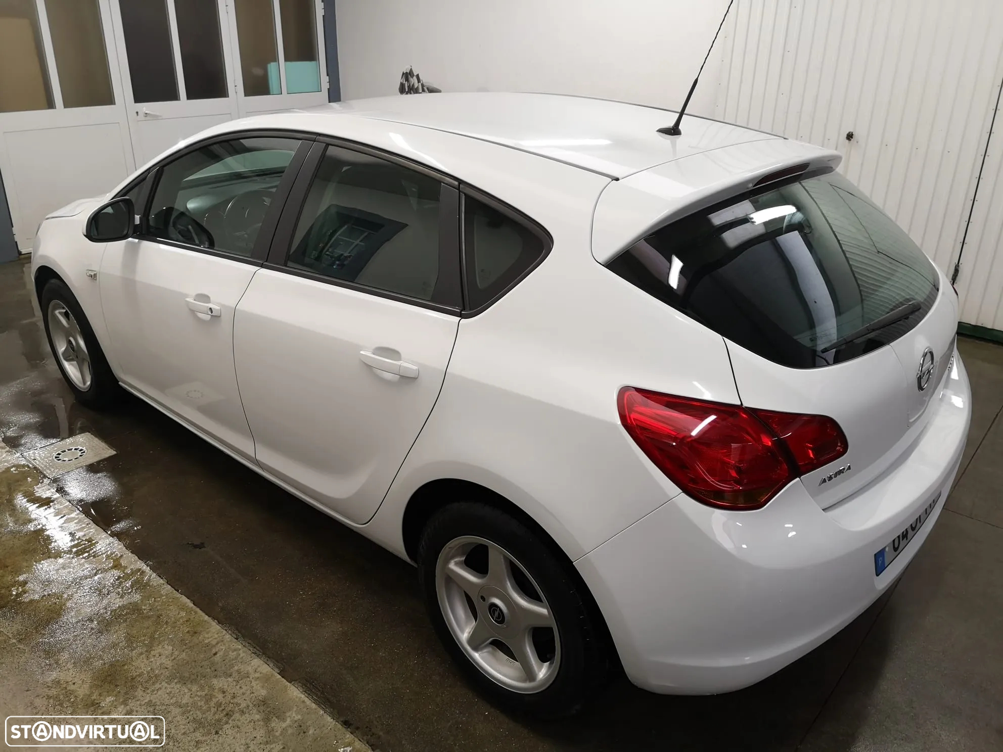 Opel Astra 1.3 CDTi Enjoy - 13