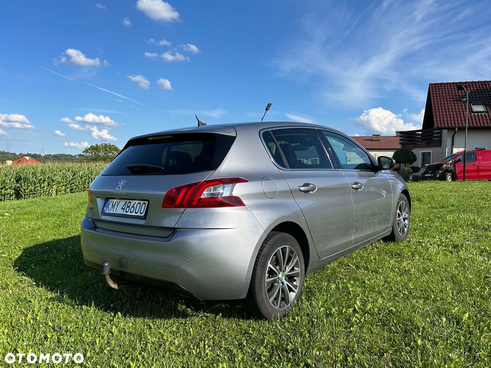 Peugeot 308 1.6 BlueHDi Allure S&S - 4