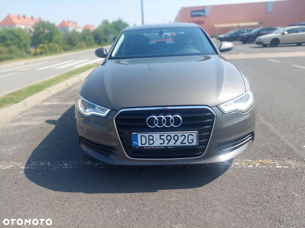 Audi A6 - 4