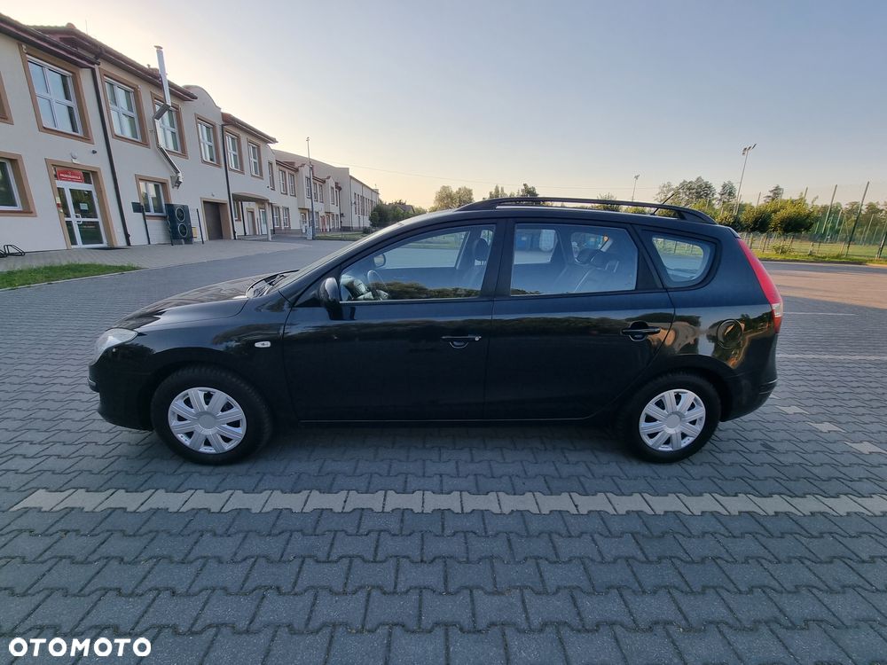 Hyundai i30 i30cw 1.6 Comfort - 3