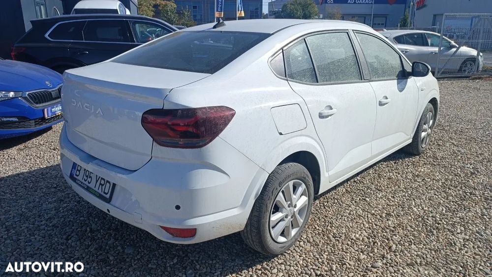 Dacia Logan TCe 90 Essential - 6