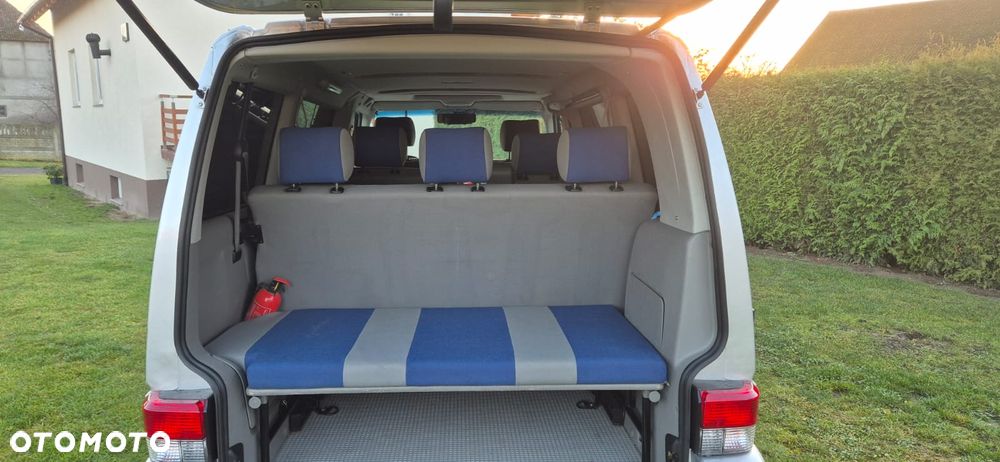 Volkswagen Multivan - 5