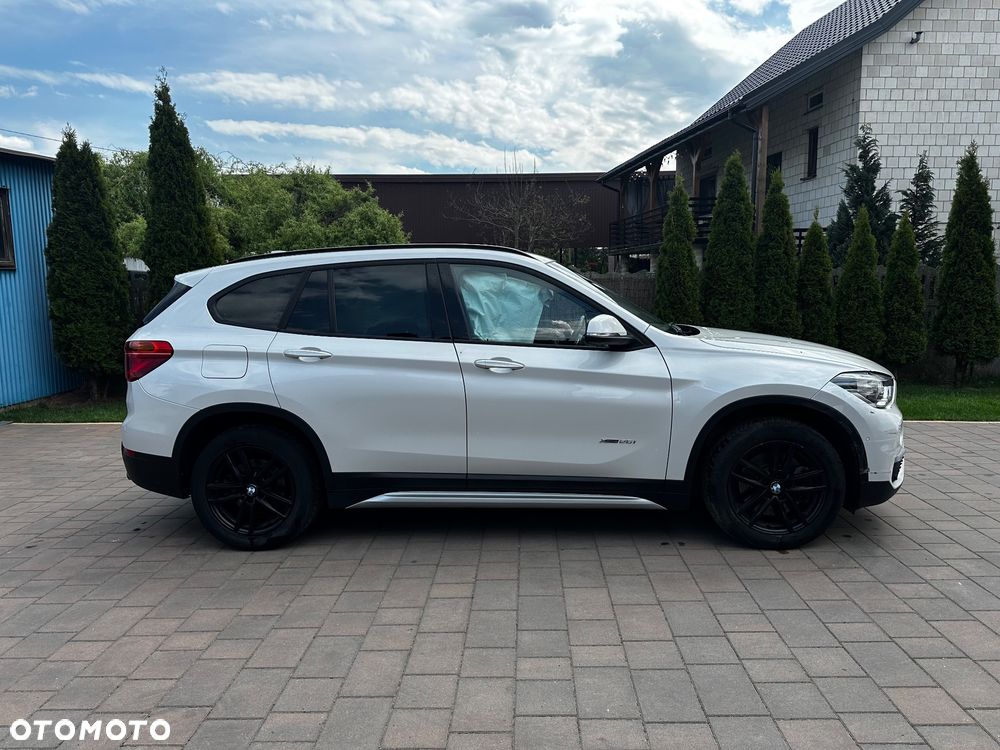 BMW X1 xDrive25i xLine sport - 4