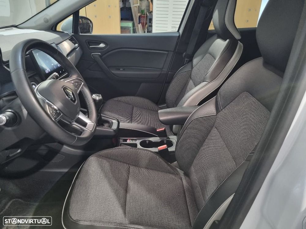 Renault Captur 1.5 dCi Exclusive — fotografia 6