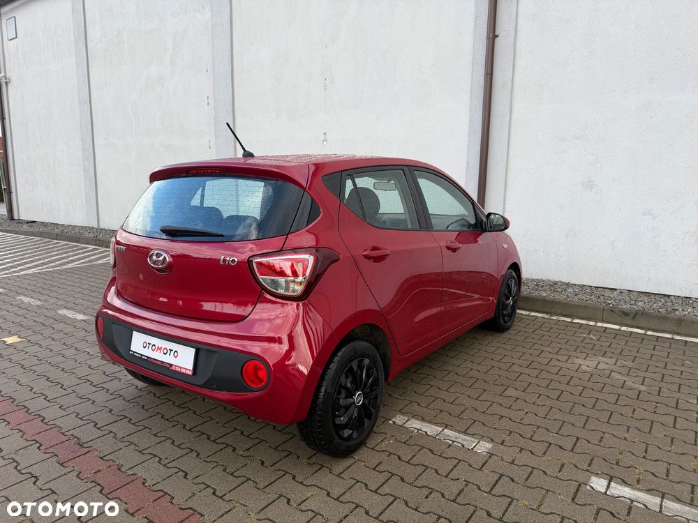 Hyundai i10 1.0 - 13