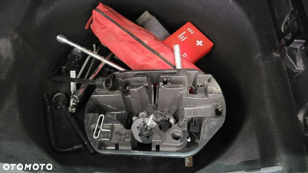 Renault Clio - 21