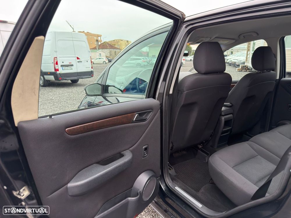 Mercedes-Benz A 180 CDI Avantgarde - 11