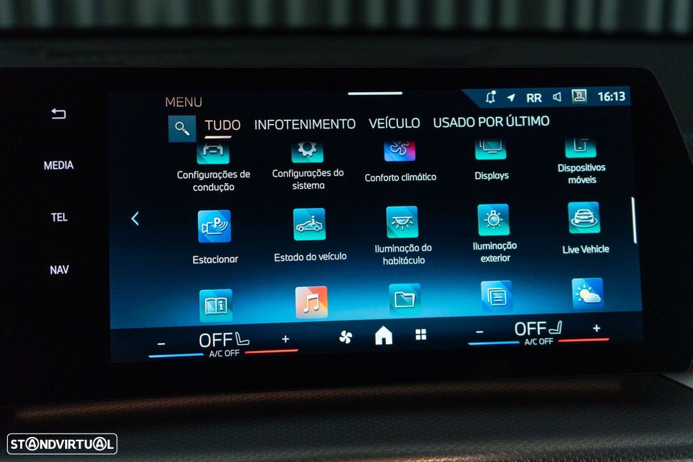 BMW iX2 eDrive20 Pack Desportivo M - 26