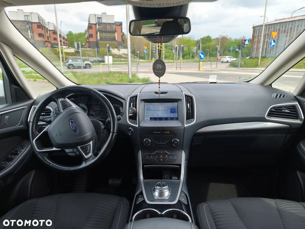 Ford S-Max 2.0 EcoBlue Titanium - 3