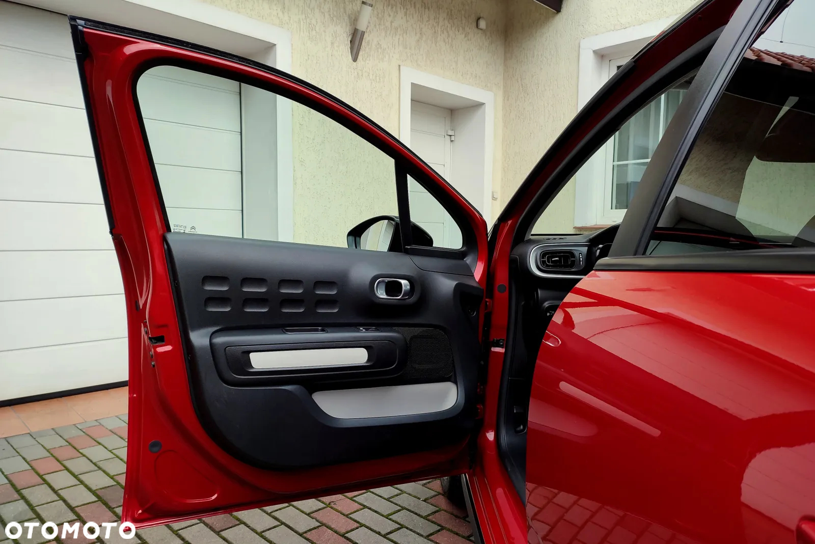 Citroën C3 1.2 PureTech Shine - 28