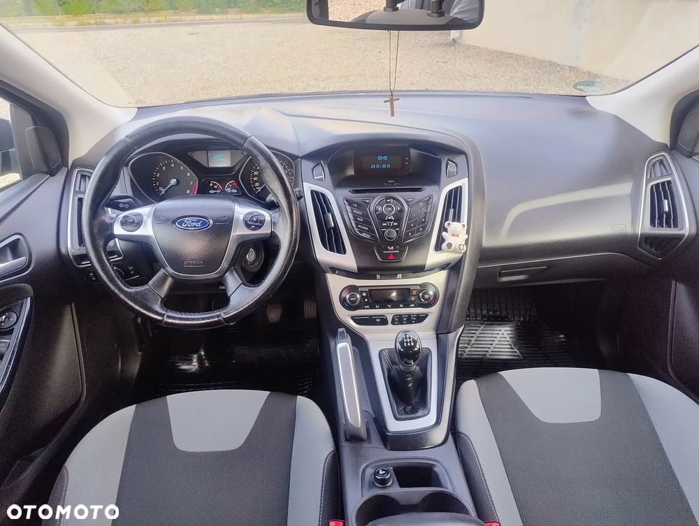 Ford Focus - 10