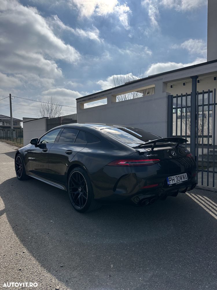 Mercedes-Benz AMG GT - 3