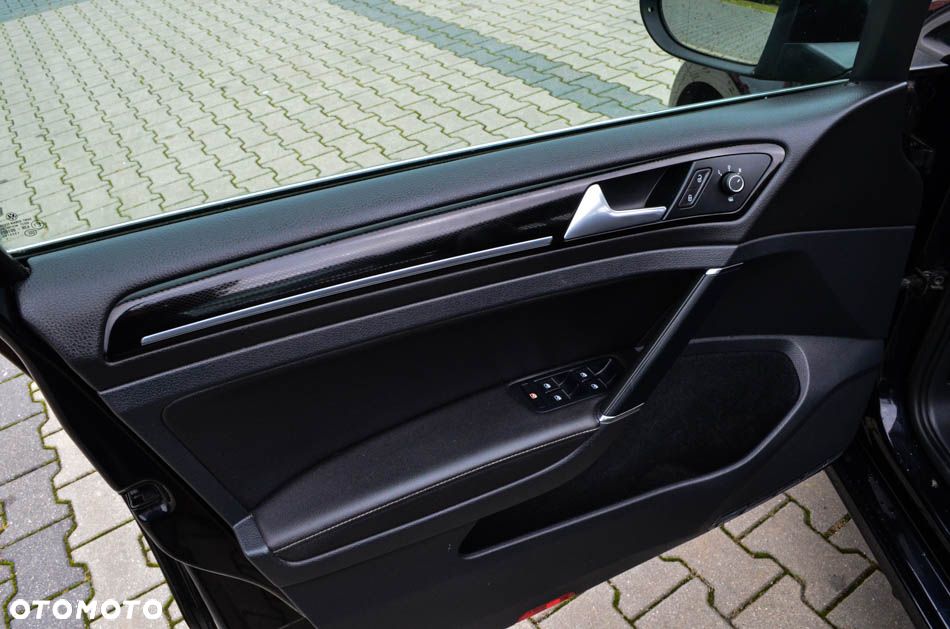 Volkswagen Golf 2.0 TDI (BlueMotion Technology) DSG Highline - 24