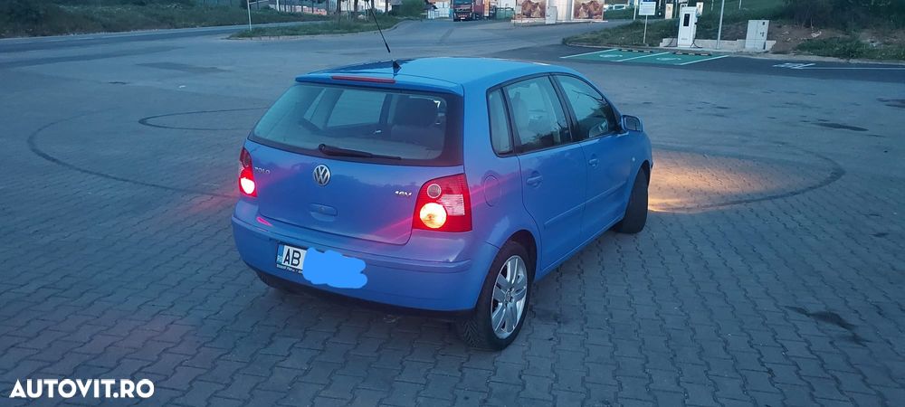 Volkswagen Polo 1.4 Basis - 4