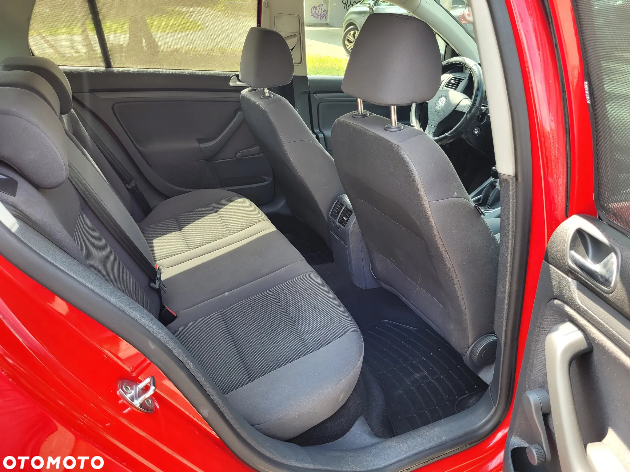 Volkswagen Golf - 20