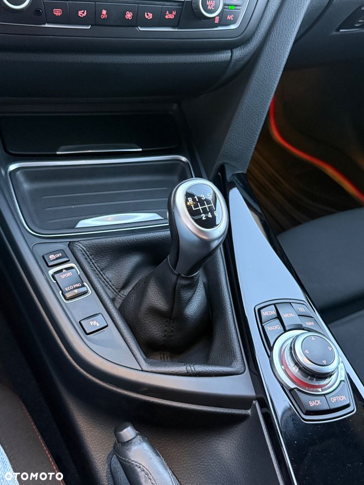 BMW Seria 3 316i Sport Line - 16