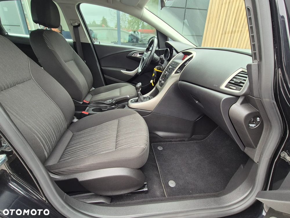 Opel Astra 1.6 Design Edition - 31