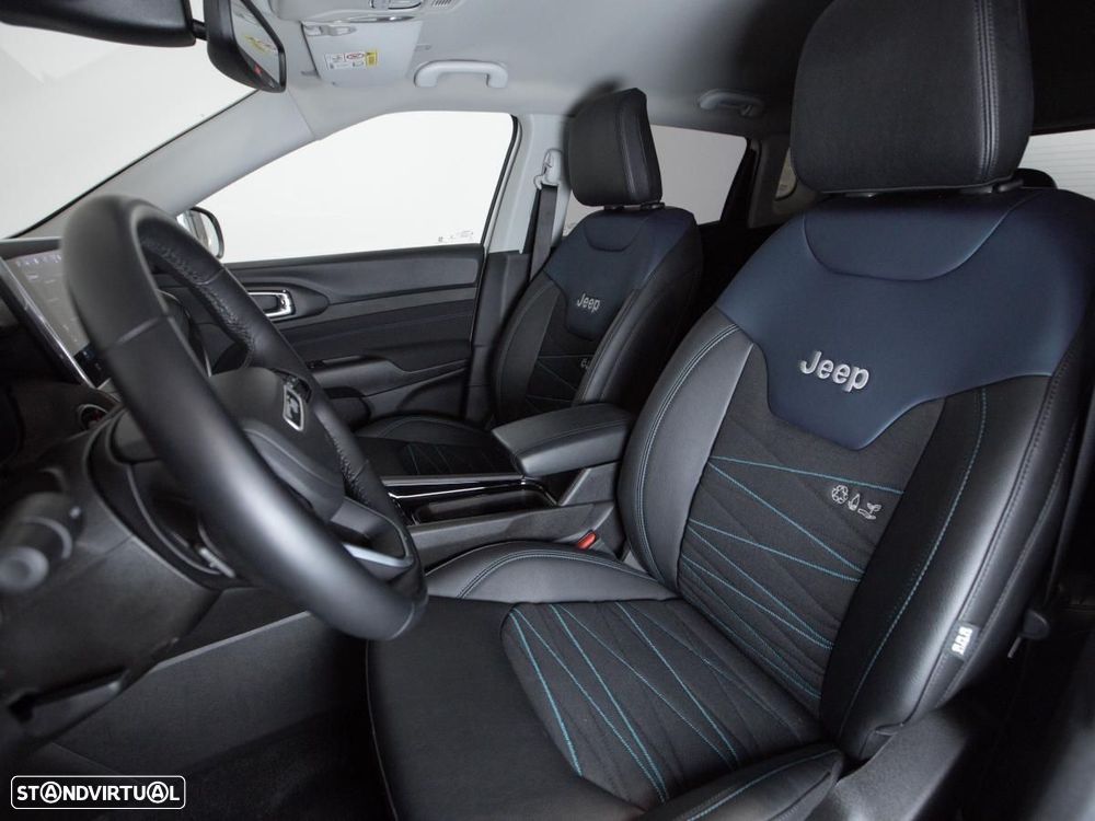 Jeep Compass 1.3 TG 4Xe Atitude - 8