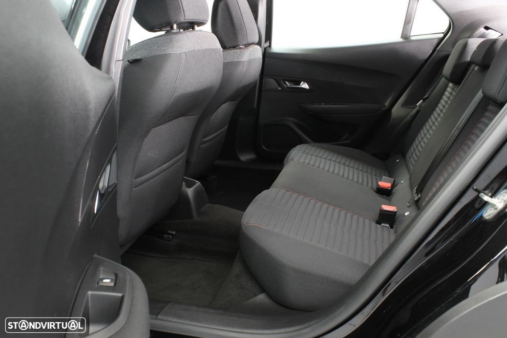 Peugeot 2008 1.2 PureTech Active Pack - 23