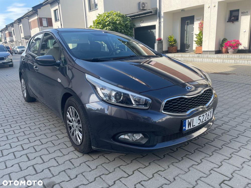 Kia Ceed 1.6 CRDi 115 ISG Vision - 15