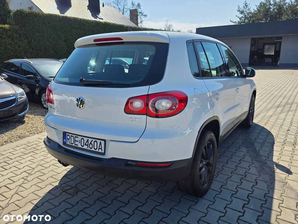 Volkswagen Tiguan - 7