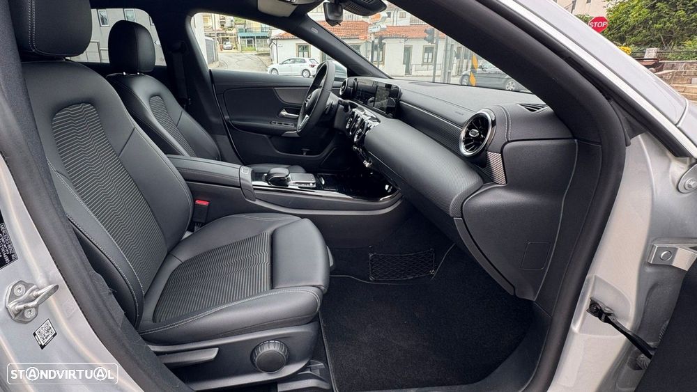 Mercedes-Benz CLA 200 - 18