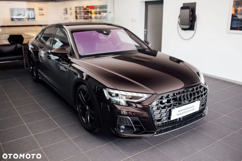 Audi S8 - 6