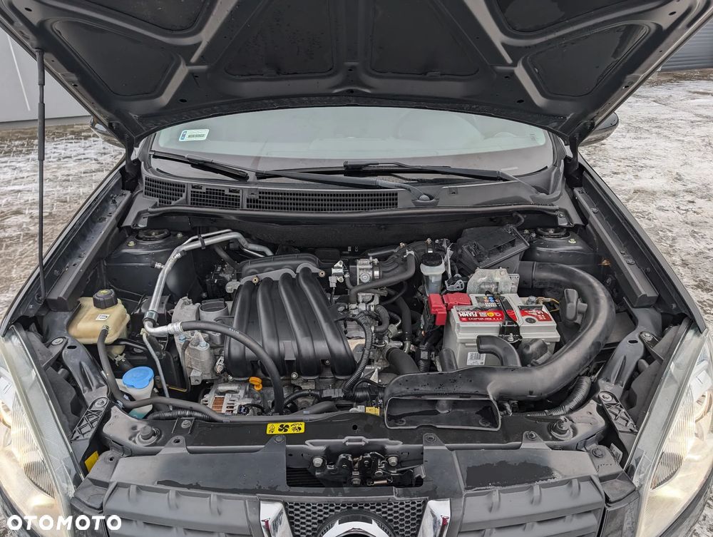 Nissan Qashqai 1.6 visia - 38