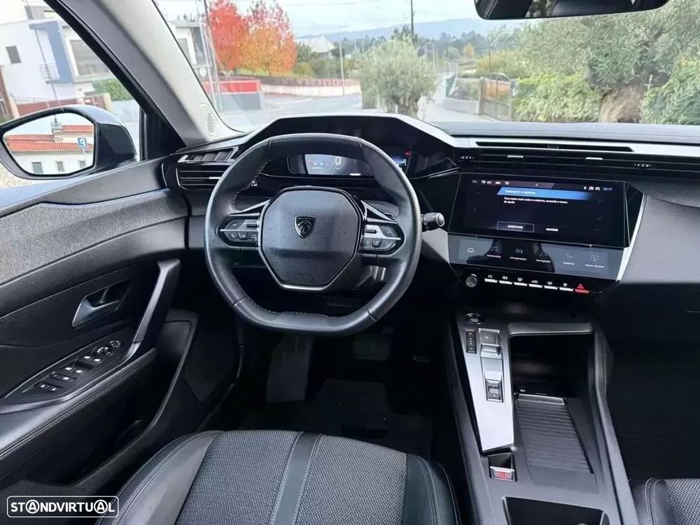 Peugeot 308 1.5 BlueHDi Allure EAT8 - 26