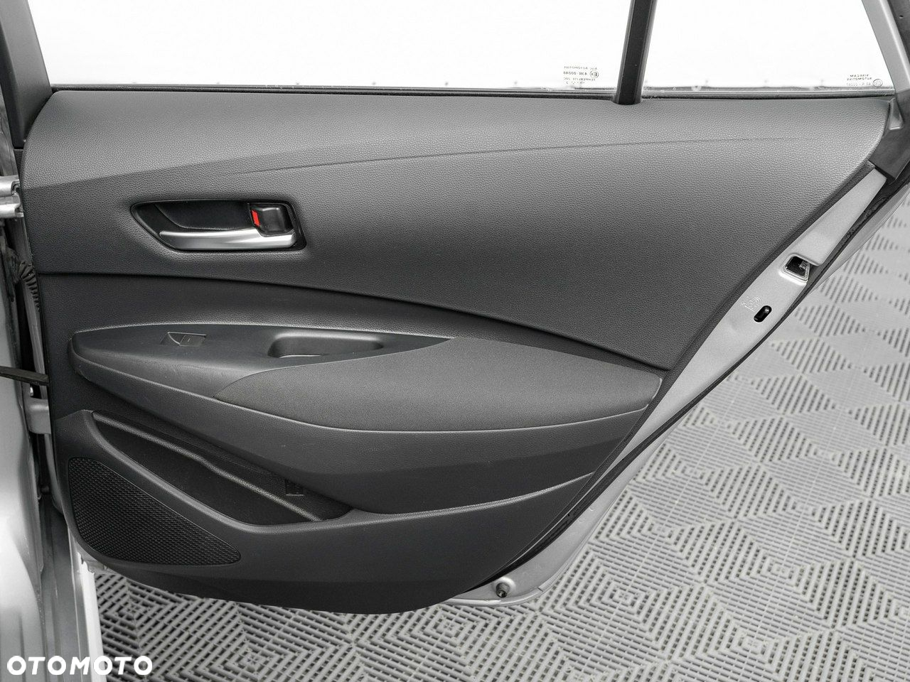 Toyota Corolla - 30