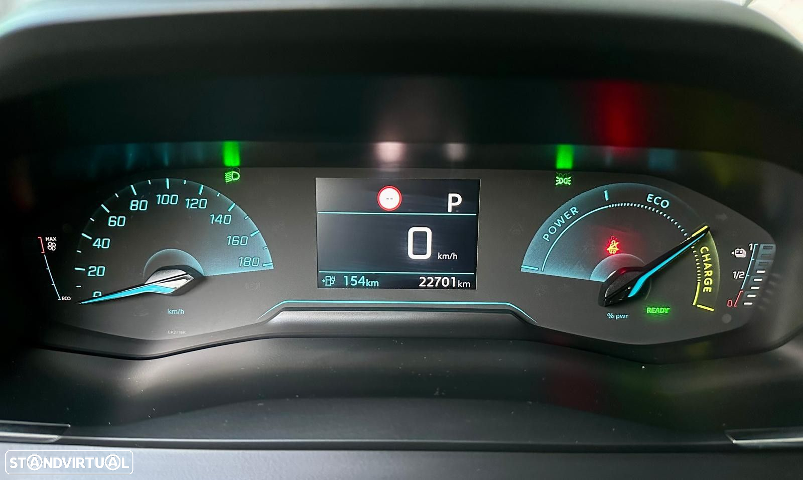 Peugeot e-2008 50 kWh Active - 13