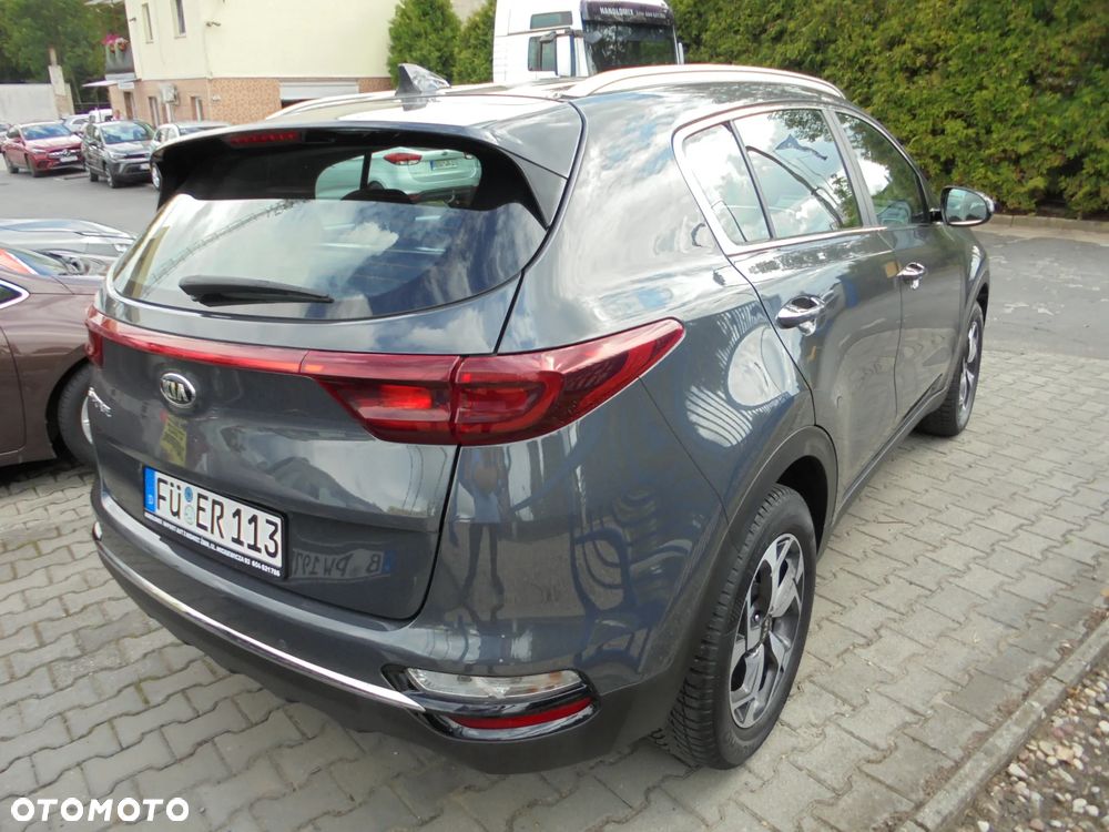 Kia Sportage 1.6 GDI 2WD Dream-Team Edition - 4