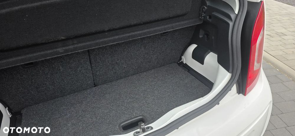 Volkswagen up! cheer - 29