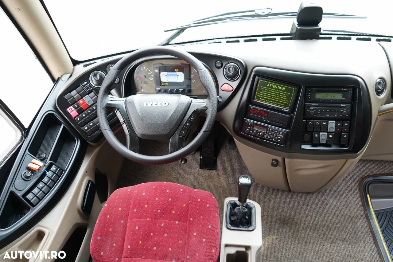 Iveco MAGELYS / EURO 6 / SUPER STARE / TURIST / MANUALĂ / KILOMETRAJ 293.000 km / IMPORTAT DIN FRANȚA / CONTRACT POST-SERVICE / - 26