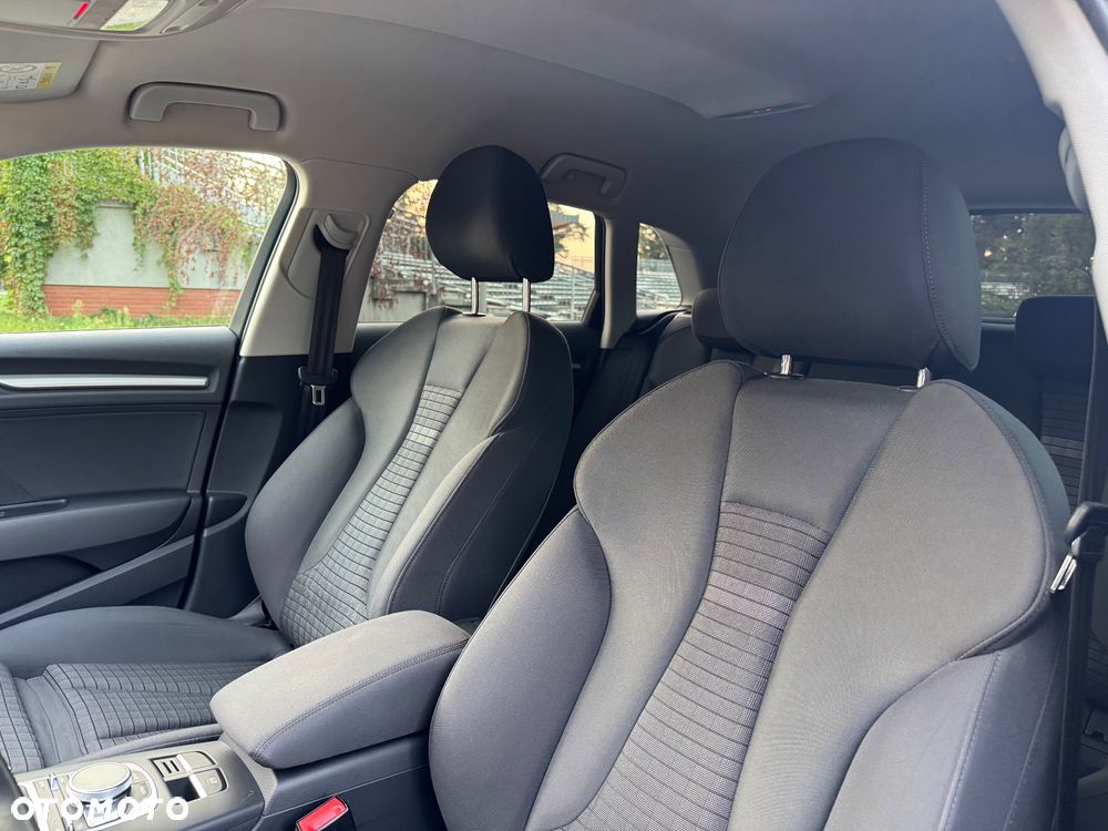 Audi A3 Sportback 1.4 TFSI Ambiente S tronic - 22